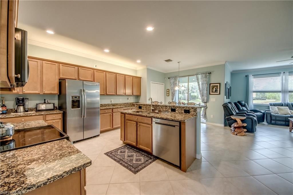 3613 Valle Santa Cir, Cape Coral, FL 33909 Photo