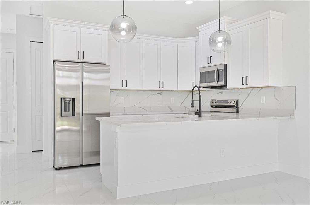 585/587 Alabama Rd S, Lehigh Acres, FL 33974 Photo
