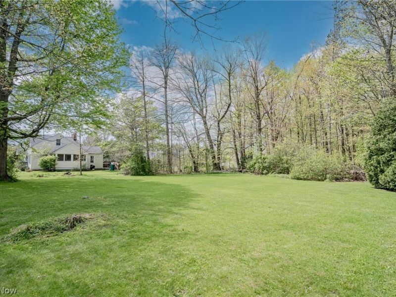 15614 Chillicothe Road, Chagrin Falls, OH 44022 Photo 34