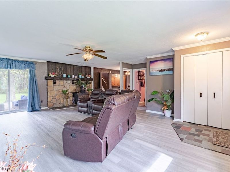 15614 Chillicothe Road, Chagrin Falls, OH 44022 Photo 4