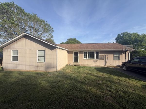 113 Sherwood Ave Avenue , Calhoun, TN 37309