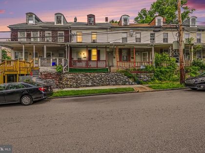 1405 S 12TH STREET Harrisburg, PA 17104