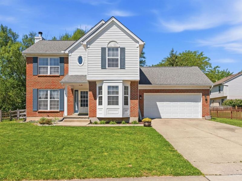 1542 Barrington Court, Lebanon, OH 45036 Photo 1