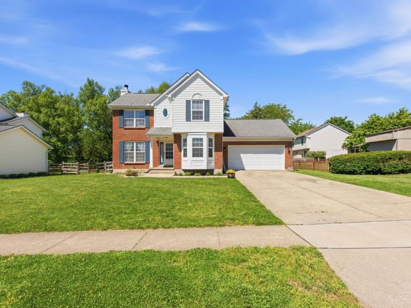 1542 Barrington Court, Lebanon, OH 45036 Photo 2