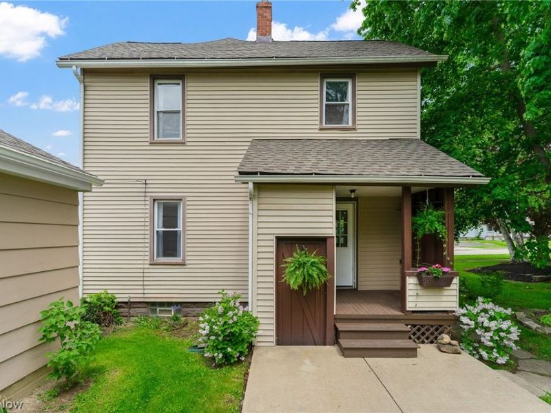 111 E Liberty Street, Girard, OH 44420 Photo 17