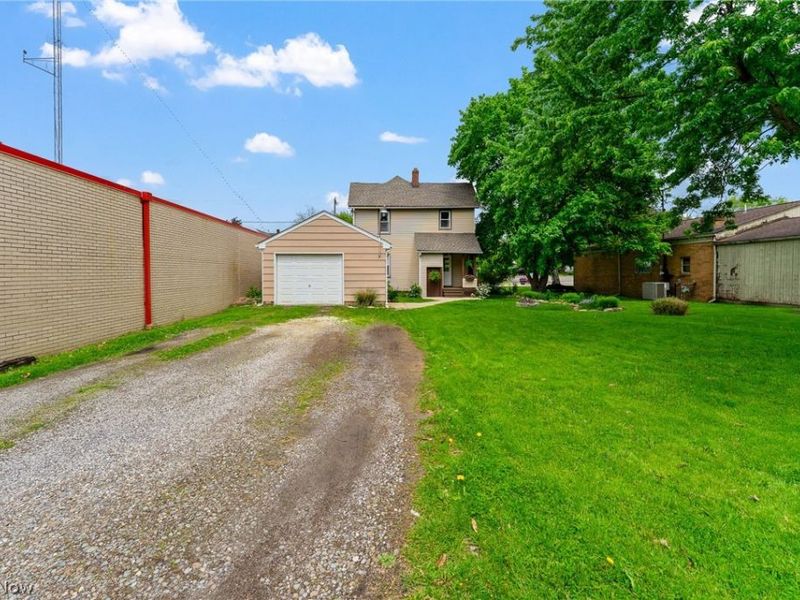 111 E Liberty Street, Girard, OH 44420 Photo 20