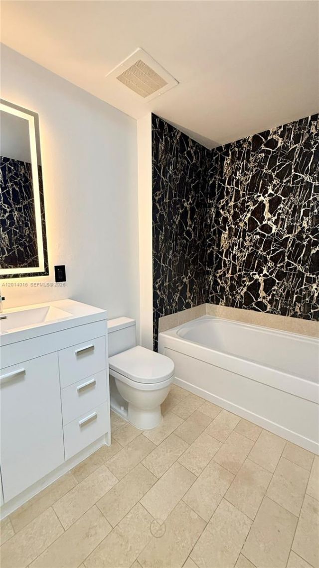 79 SW 12th St , Unit 4008S, Miami, FL 33130 Photo
