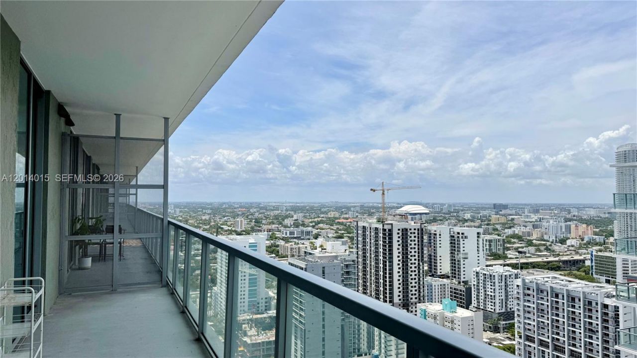 79 SW 12th St , Unit 4008S, Miami, FL 33130 Photo