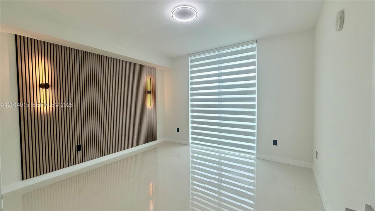 79 SW 12th St , Unit 4008S, Miami, FL 33130 Photo