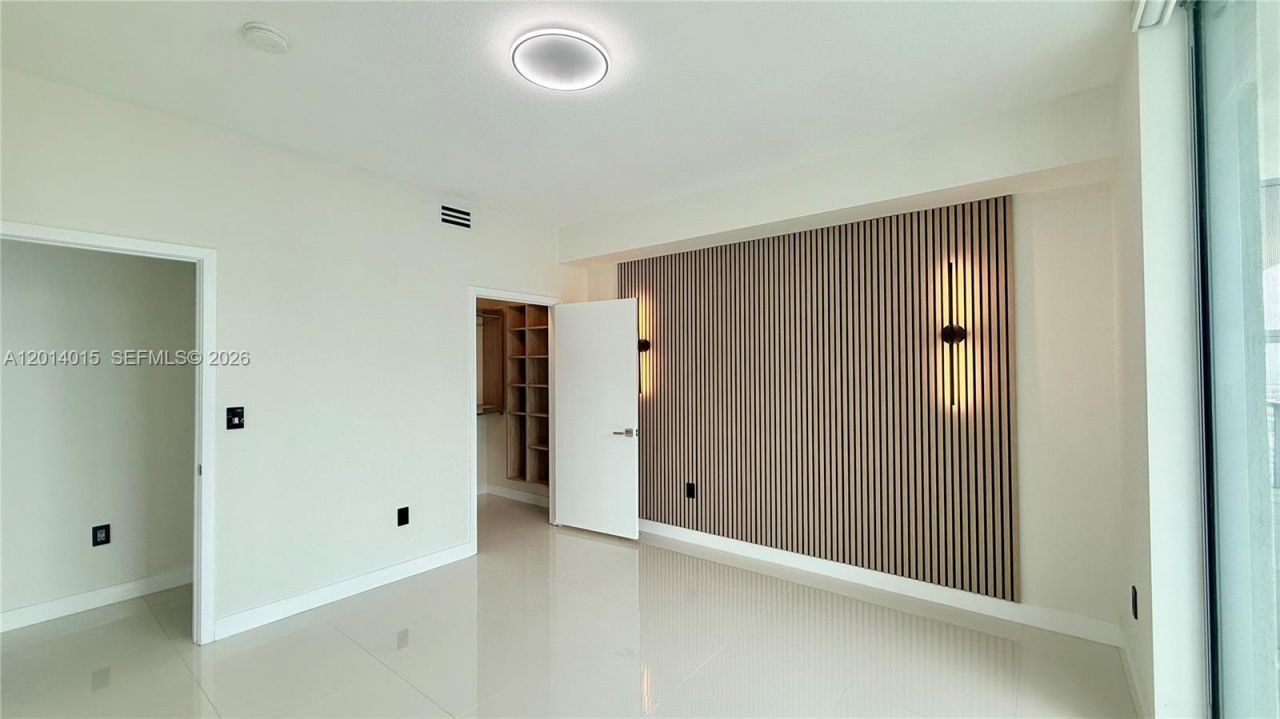 79 SW 12th St , Unit 4008S, Miami, FL 33130 Photo
