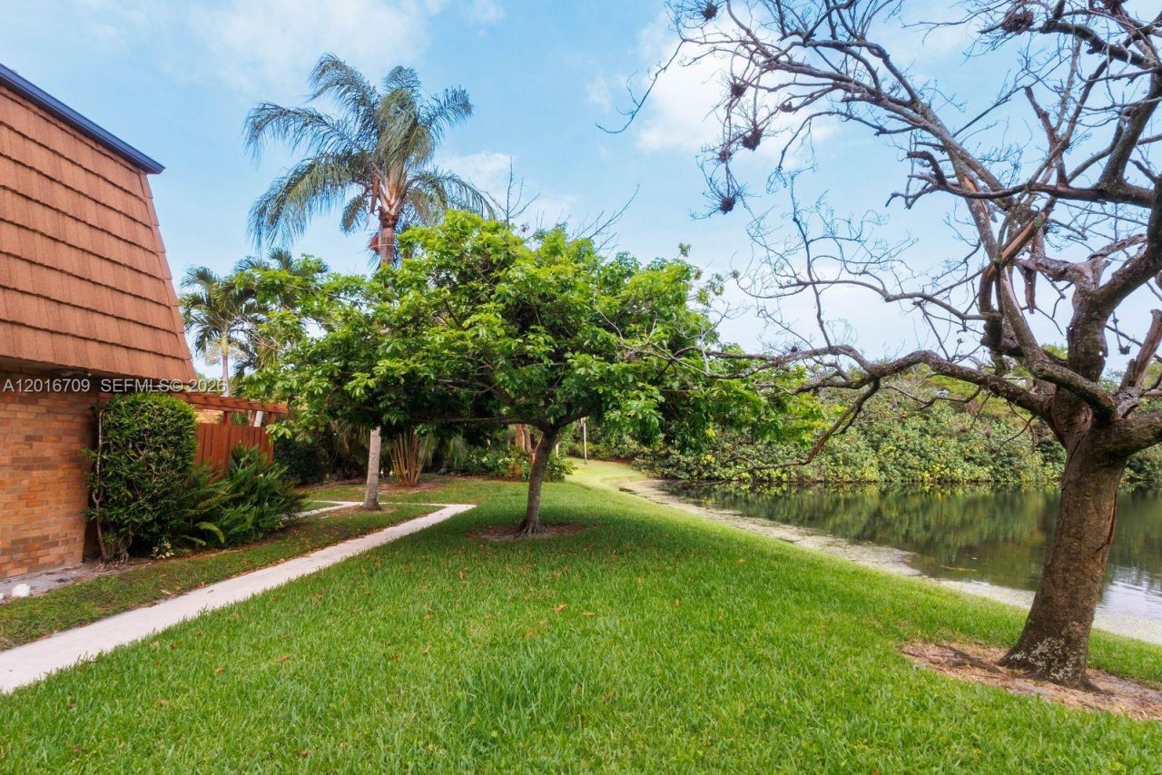 9126 SW 20th Pl, Unit C, Davie, FL 33324 Photo