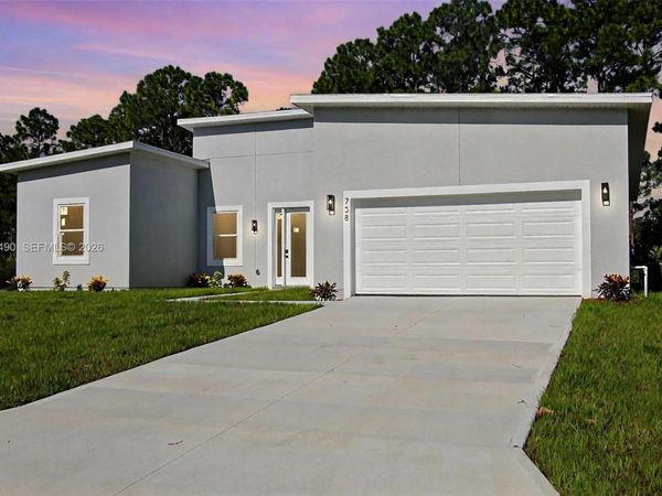 738 SW Harriet Ave , Palm Bay, FL 32908
