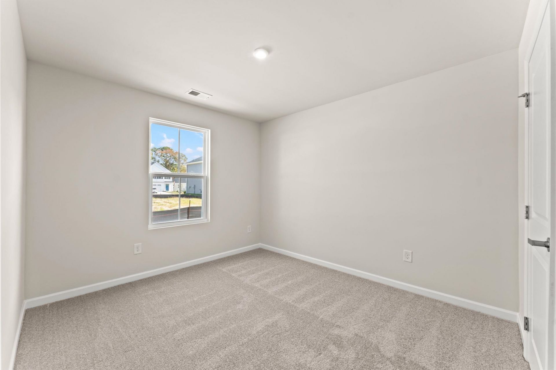 469 Myrtle Meadows Dr Photo 15