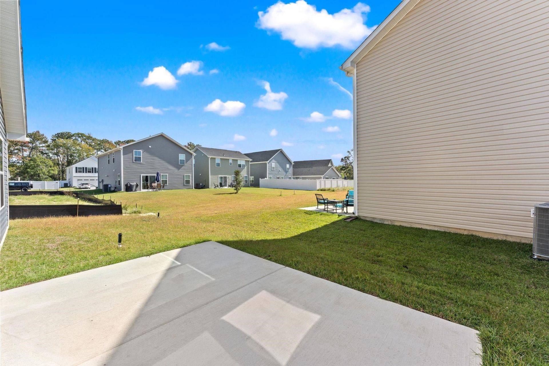 469 Myrtle Meadows Dr Photo 22