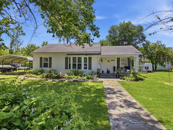 150 Toppass Street , Fordland, MO 65652