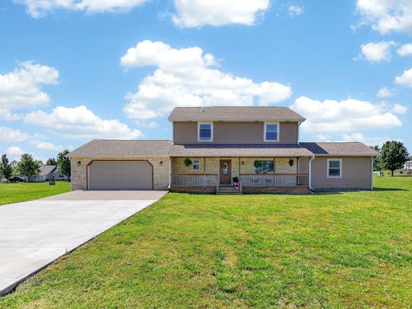 7378 NE Village Lane , Pittsburg, KS 66762