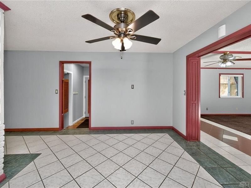 933 Robin Hill Drive, New Richmond, OH 45157 Photo 10
