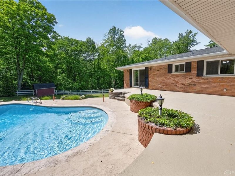 933 Robin Hill Drive, New Richmond, OH 45157 Photo 17
