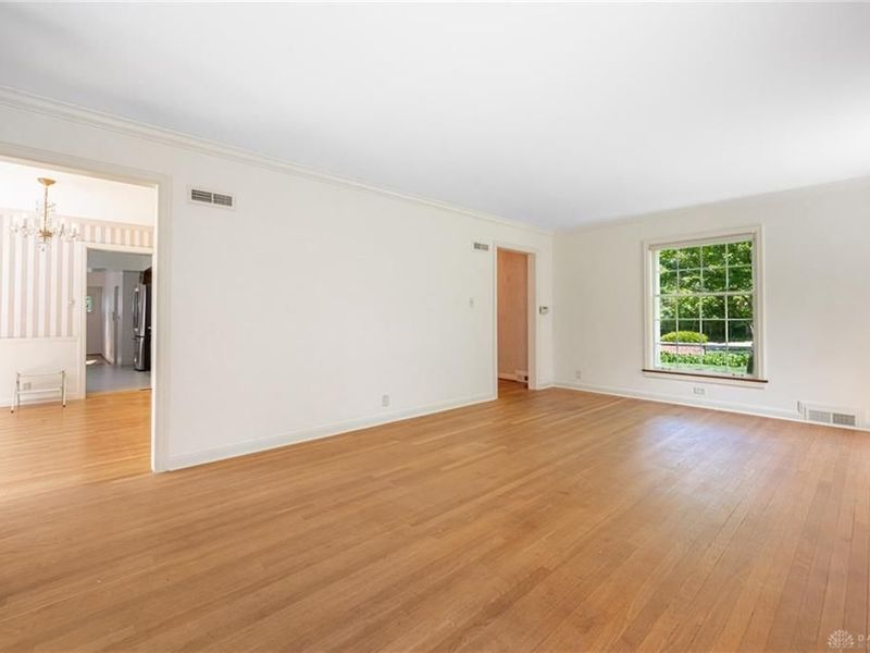 212 Grandon Road, Oakwood, OH 45419 Photo 5