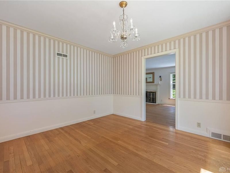 212 Grandon Road, Oakwood, OH 45419 Photo 9