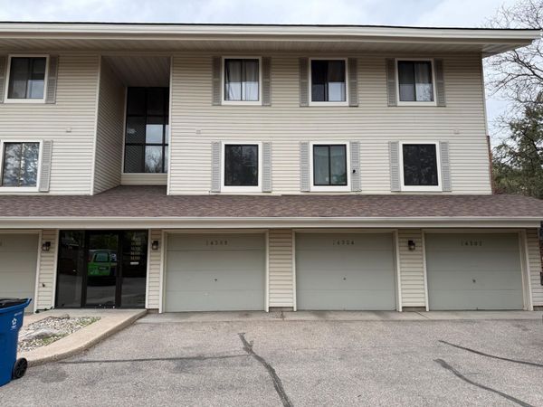 14302 Fairway Drive, Eden Prairie, MN 55344