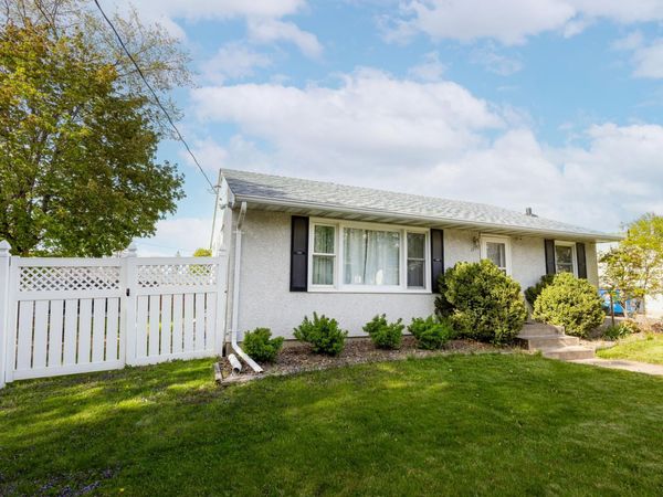 1771 Ivy Avenue E, Saint Paul, MN 55106