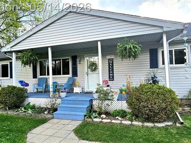21240 Isabelle Street, Huron Twp, MI 48174