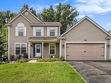 684 Glenlivet Street , Marion Twp, MI 48843