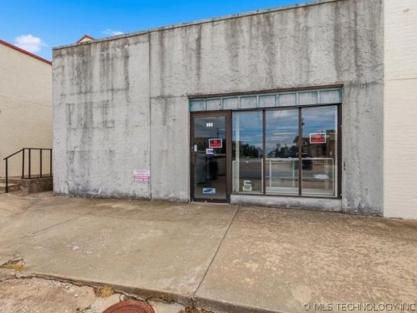 529 E Main , Ada, OK 74820