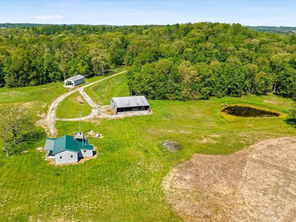 8598 W Deadfall Road, Hillsboro, OH 45133
