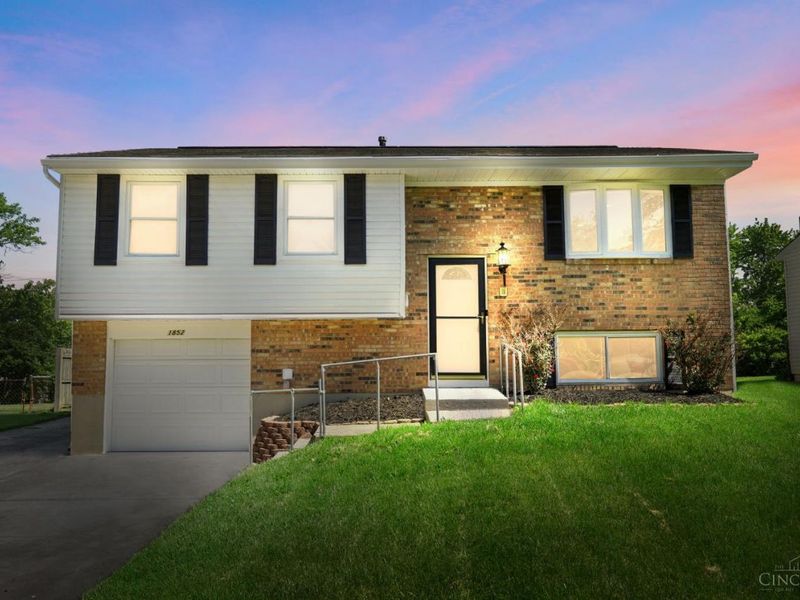 1852 Lewiston Court, Forest Park, OH 45240 Photo 2