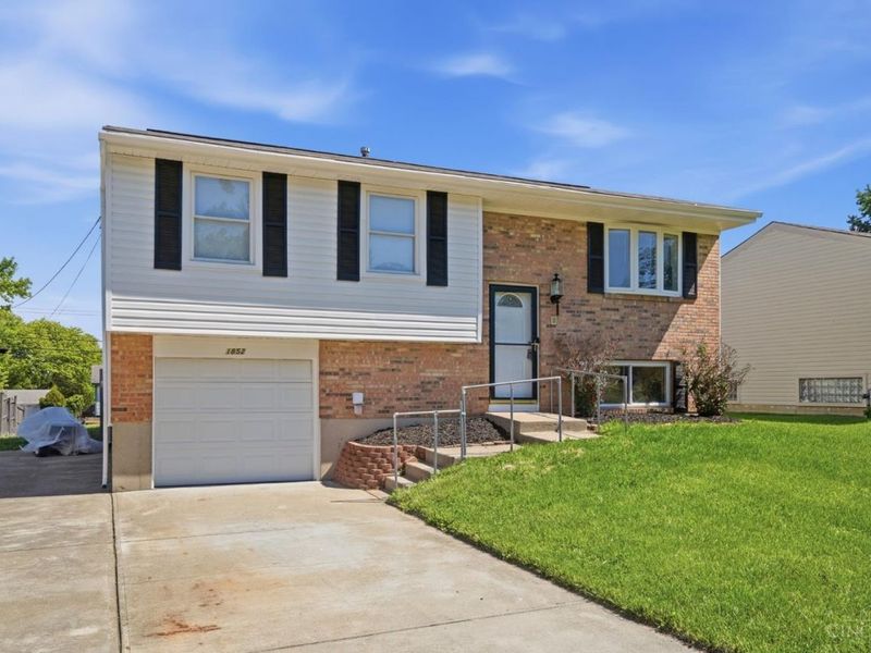 1852 Lewiston Court, Forest Park, OH 45240 Photo 3