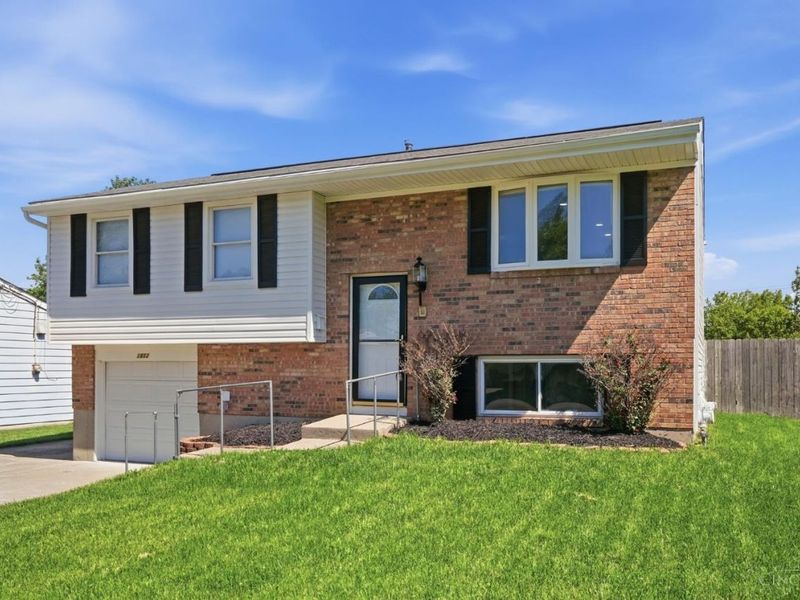 1852 Lewiston Court, Forest Park, OH 45240 Photo 4