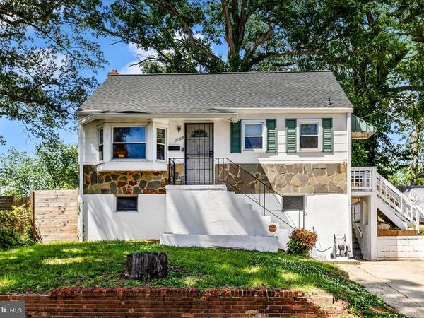 6008 SEAT PLEASANT DRIVE, CAPITOL HEIGHTS, MD 20743