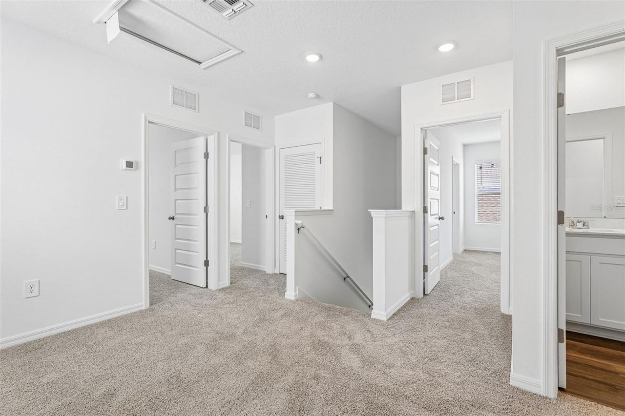 4005 Valerian Way , Tavares, FL 32778 Photo