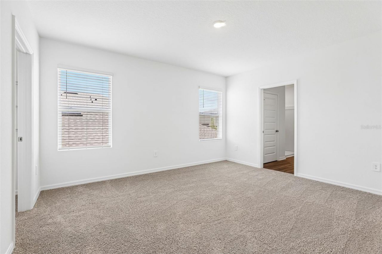 4005 Valerian Way , Tavares, FL 32778 Photo