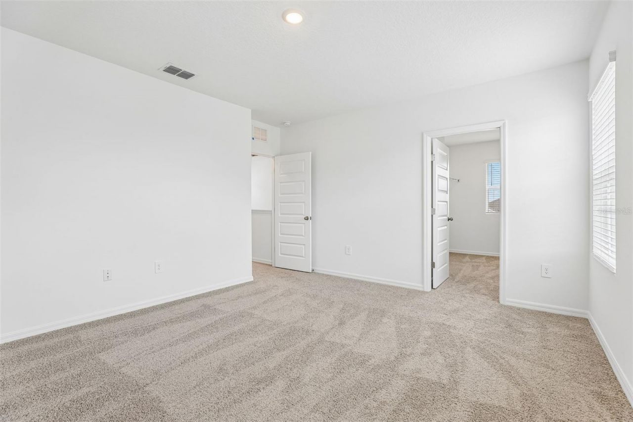 4005 Valerian Way , Tavares, FL 32778 Photo