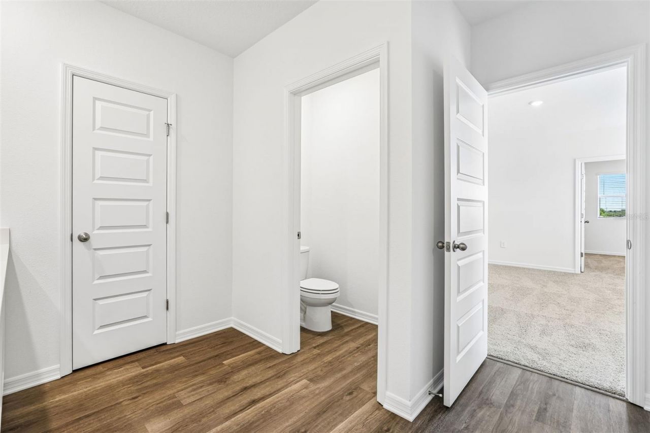 4005 Valerian Way , Tavares, FL 32778 Photo
