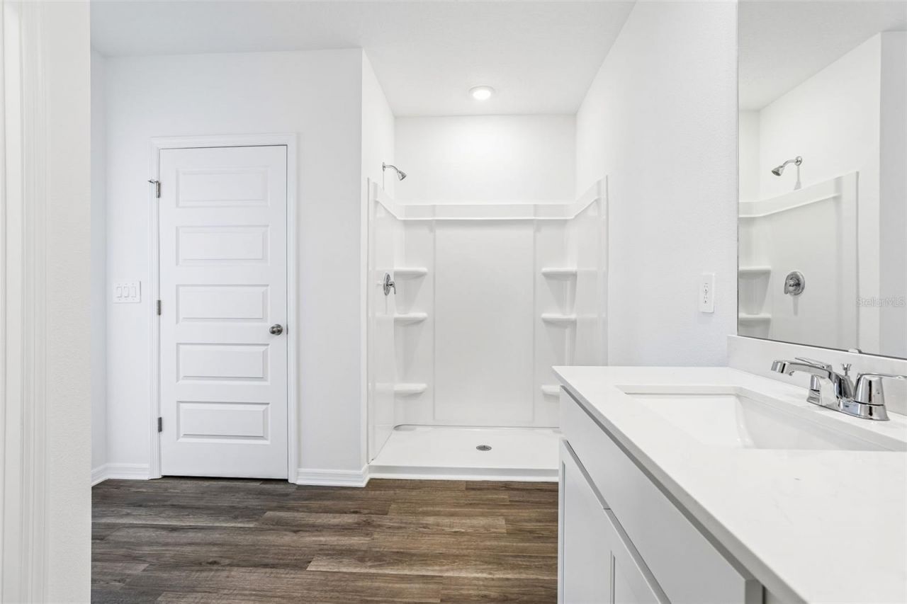 4005 Valerian Way , Tavares, FL 32778 Photo