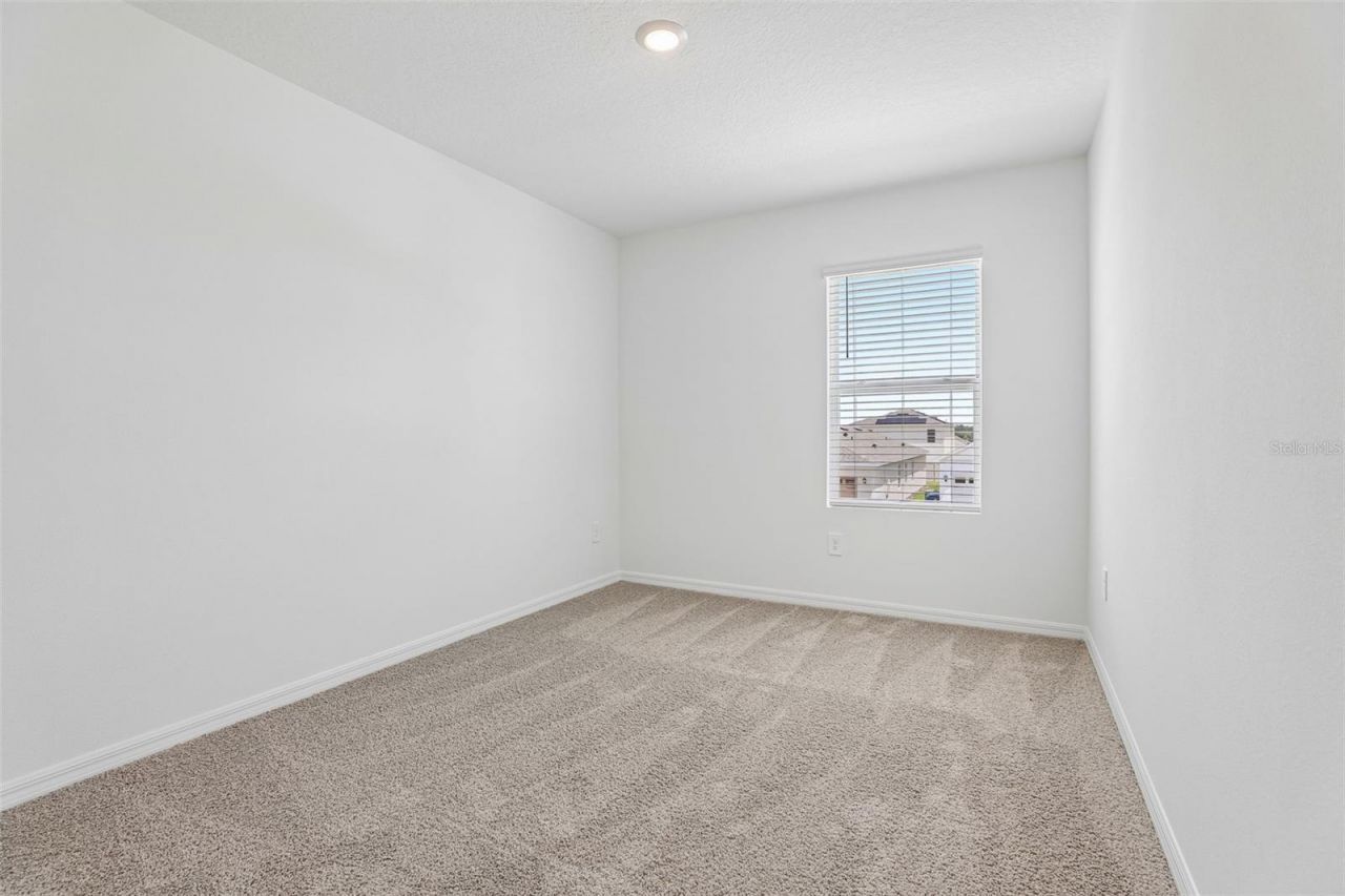 4005 Valerian Way , Tavares, FL 32778 Photo