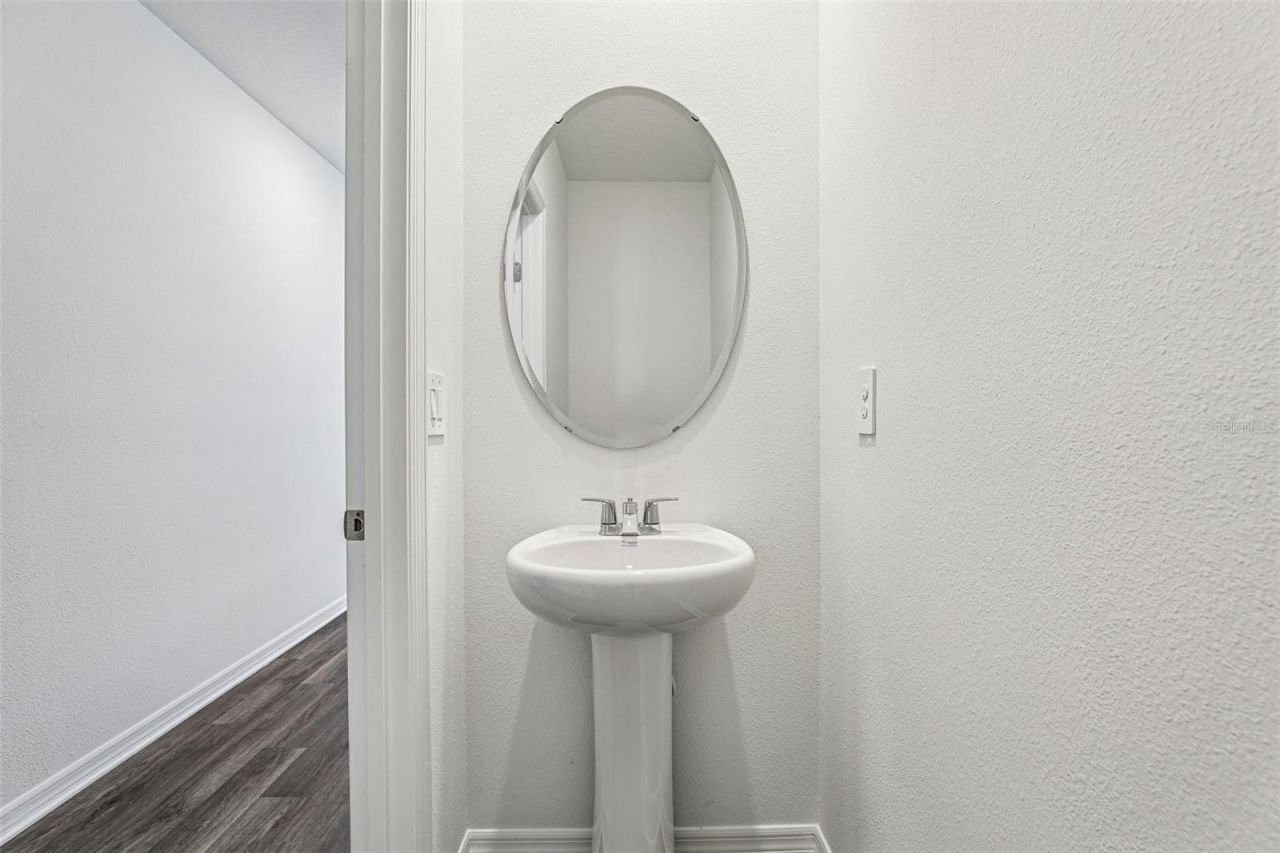 4005 Valerian Way , Tavares, FL 32778 Photo