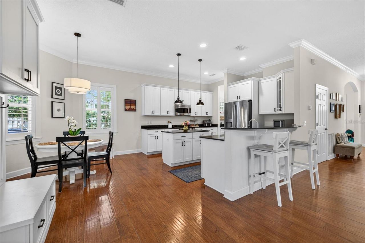 2812 W Paxton Avenue, Tampa, FL 33611 Photo