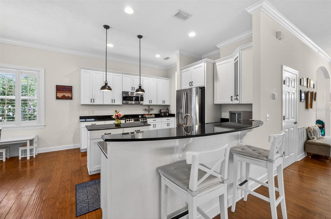2812 W Paxton Avenue, Tampa, FL 33611 Photo