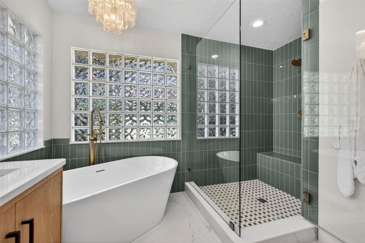 2812 W Paxton Avenue, Tampa, FL 33611 Photo