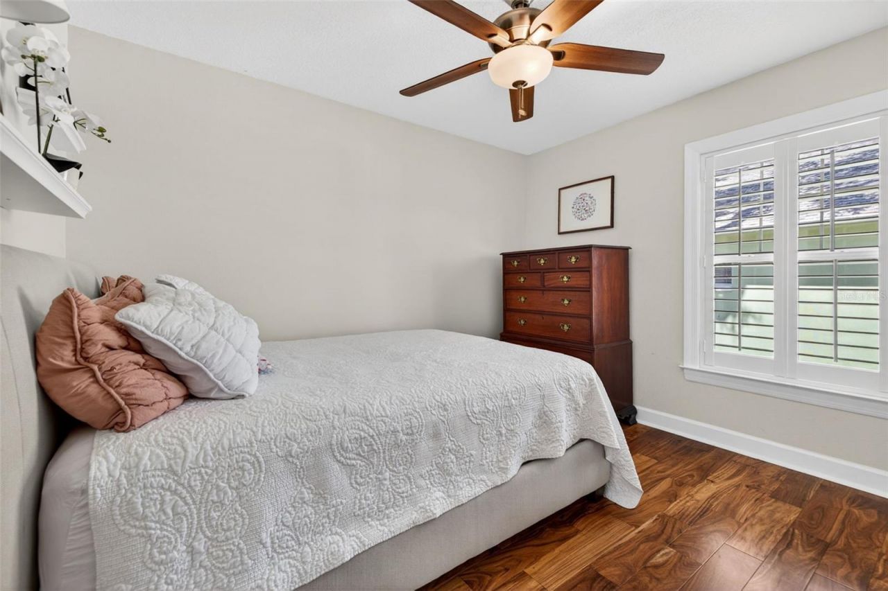 2812 W Paxton Avenue, Tampa, FL 33611 Photo