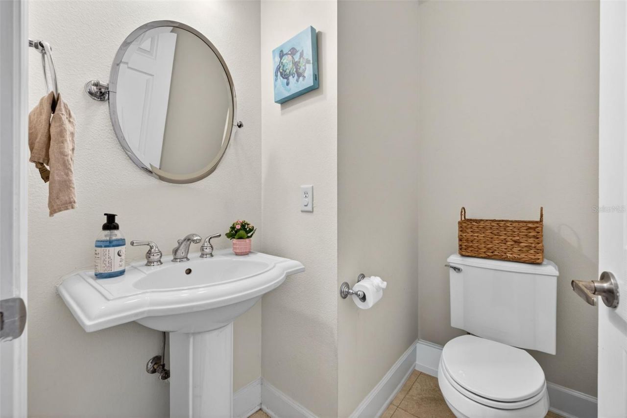 2812 W Paxton Avenue, Tampa, FL 33611 Photo