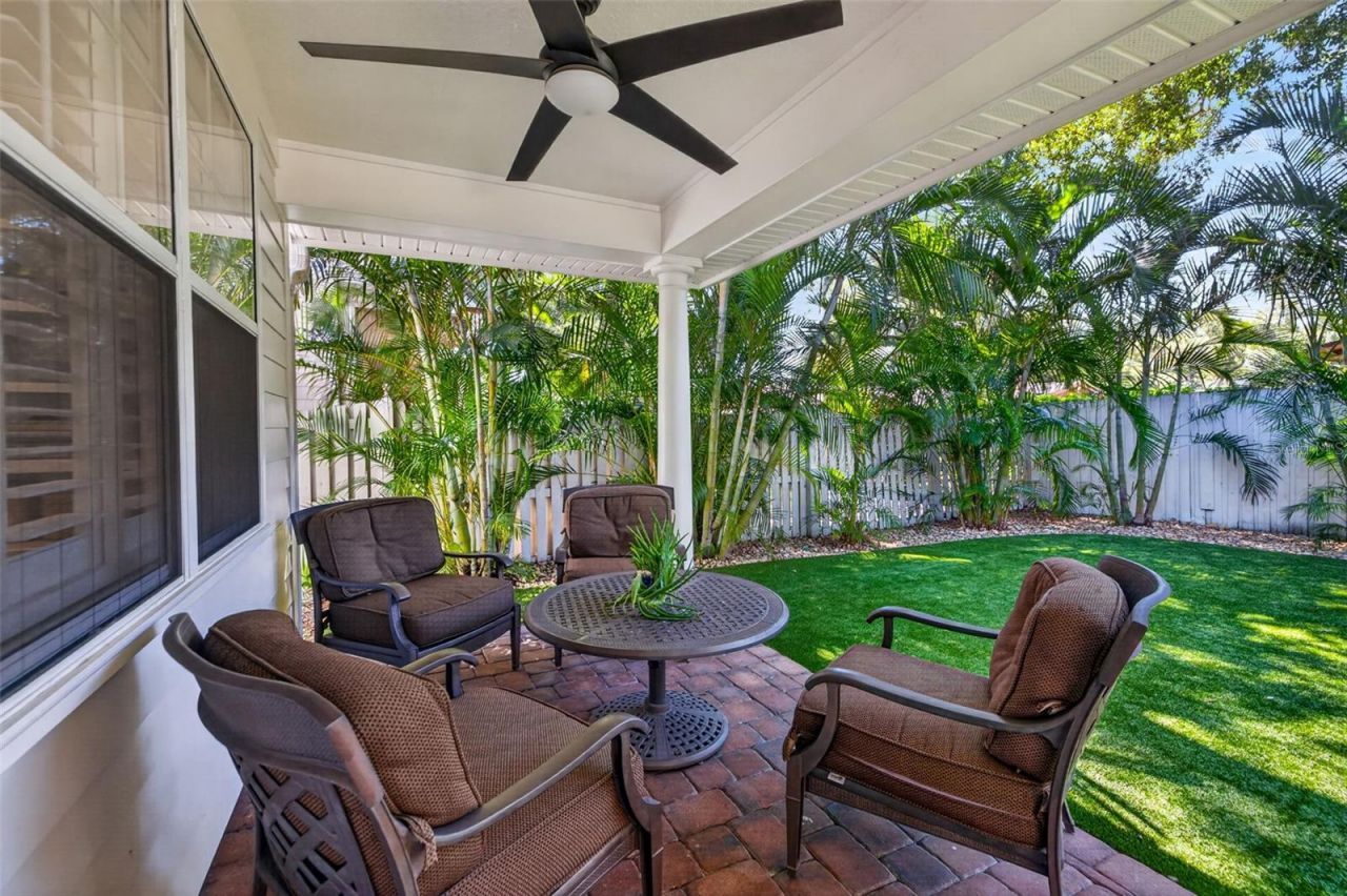 2812 W Paxton Avenue, Tampa, FL 33611 Photo