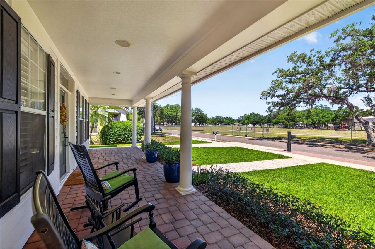 2812 W Paxton Avenue, Tampa, FL 33611 Photo