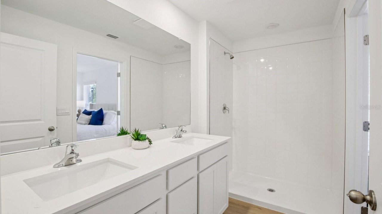 8308 Riverbend Rise Lane , Tampa, FL 33619 Photo