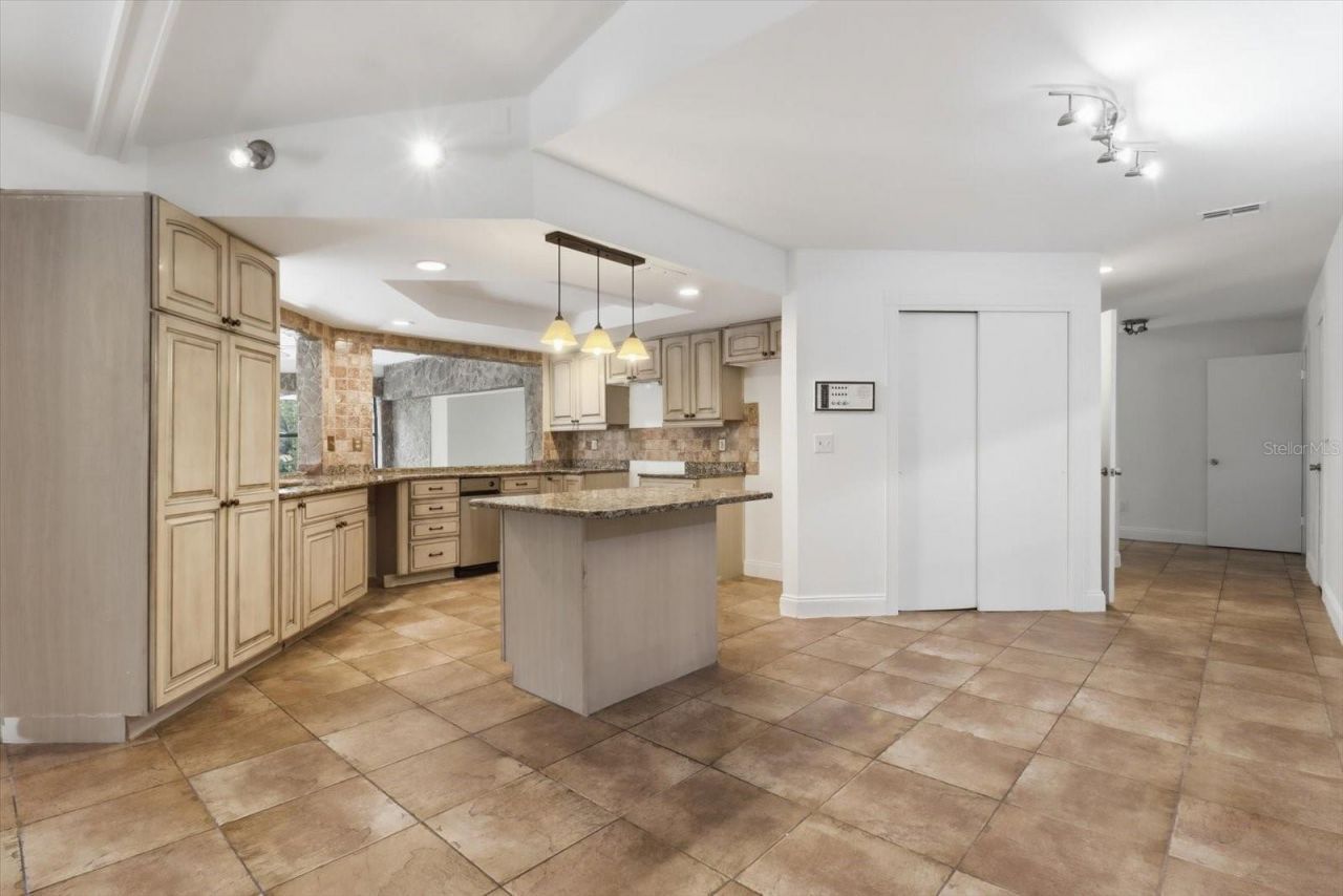 8464 Delaware Drive , Spring Hill, FL 34607 Photo